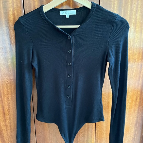 Betro Simone Cash Long-Sleeve Bodysuit - Picture 7 of 10